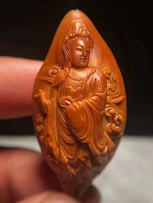 橄榄核雕名家之 陈坚锋核雕