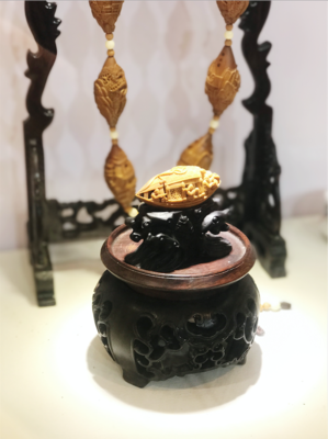 灵心胜造物, 妙手夺天工---金陵文交中心考察非遗项目舟山核雕