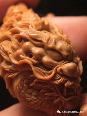榄核雕有较大的升值空间