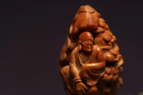 方寸之间见神采——核雕师马永忠与他的艺术世界